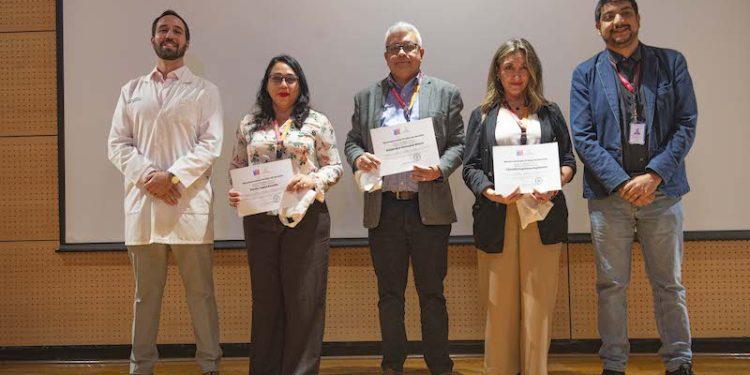 Hospital Alto Hospicio reconoce trayectorias e ideas que transforman en el Día del Hospital