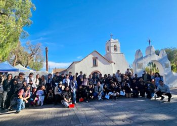 Instituto Comercial se convierte en el primer establecimiento público en visitar el observatorio ALMA