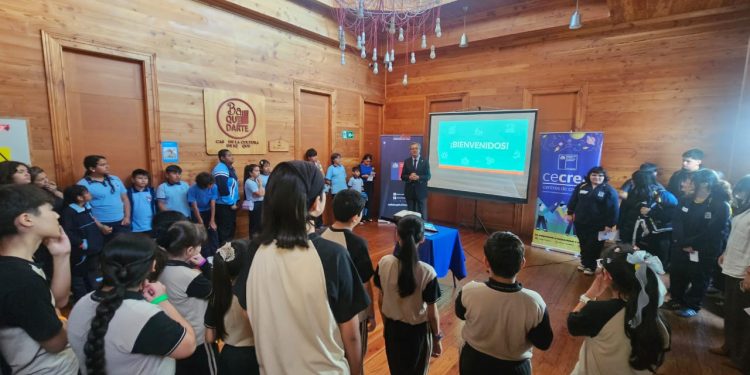 Cómo sueñan la ciudad: niños, niñas y jóvenes de Tarapacá participan en taller urbano para idear el futuro de Iquique y Alto Hospicio
