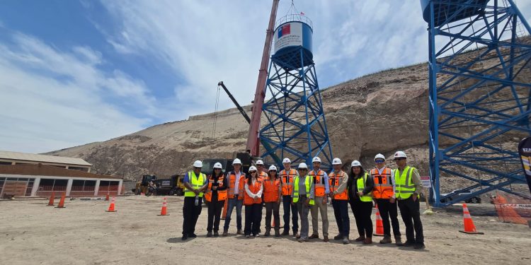 MOP instala nuevo estanque de acumulación de agua en Sobraya y fortalece abastecimiento para 470 familias de Azapa